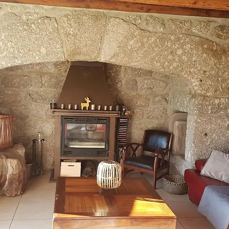 Vakantiehuis Au Calme Pleine Nature Pres D'un Ruisseau *