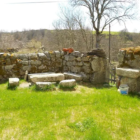 Au Calme Pleine Nature Près D'un Ruisseau Casa vacanze *