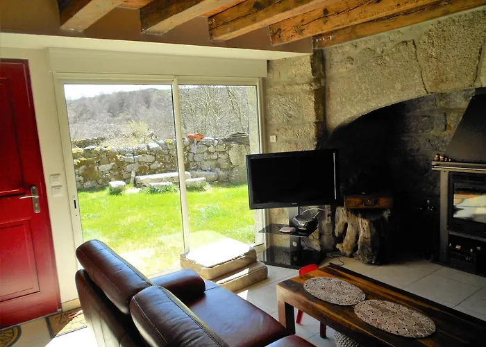 Au Calme Pleine Nature Pres D'un Ruisseau Vakantiehuis Rieutort
